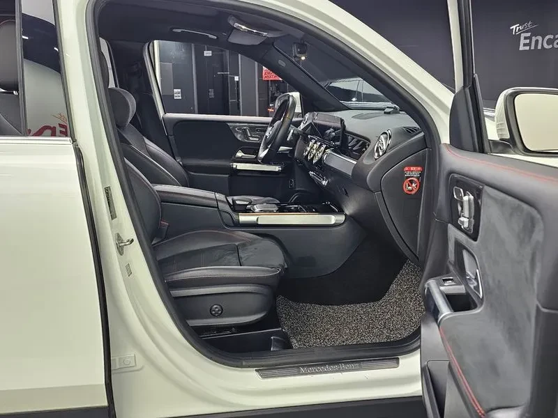 Mercedes-Benz GLB 250 AMG LINE 4MATIC, снимка 11 - Автомобили и джипове - 55883543