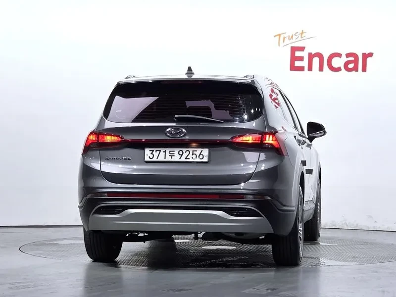 Hyundai Santa fe Diesel 2.2 2Wd Premium Choice, снимка 4 - Автомобили и джипове - 55952941