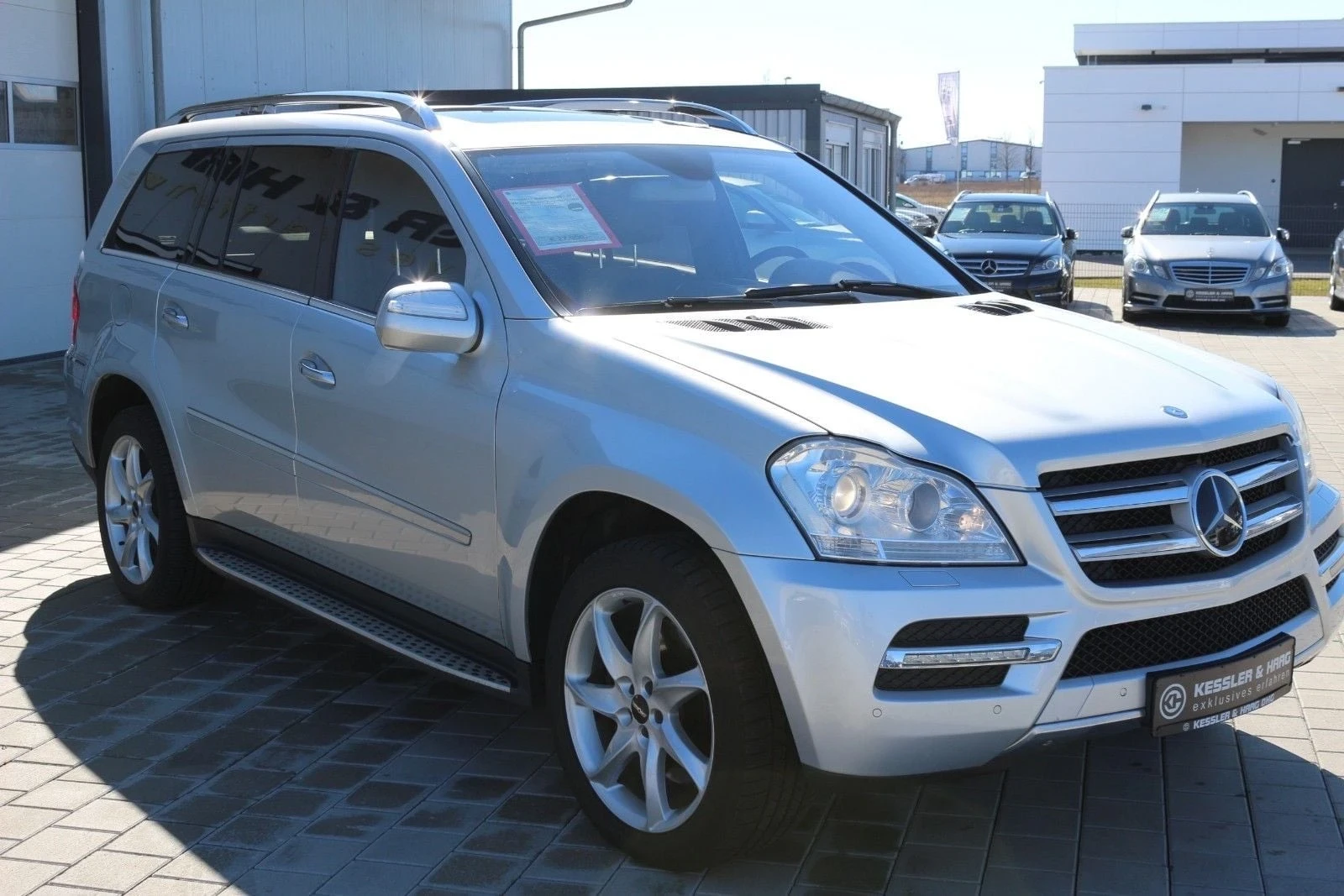 Mercedes-Benz GL 450 CDI FACE EXCLUSIVE OFF-ROAD 4-MATIC 7G-TRONIC - изображение 3