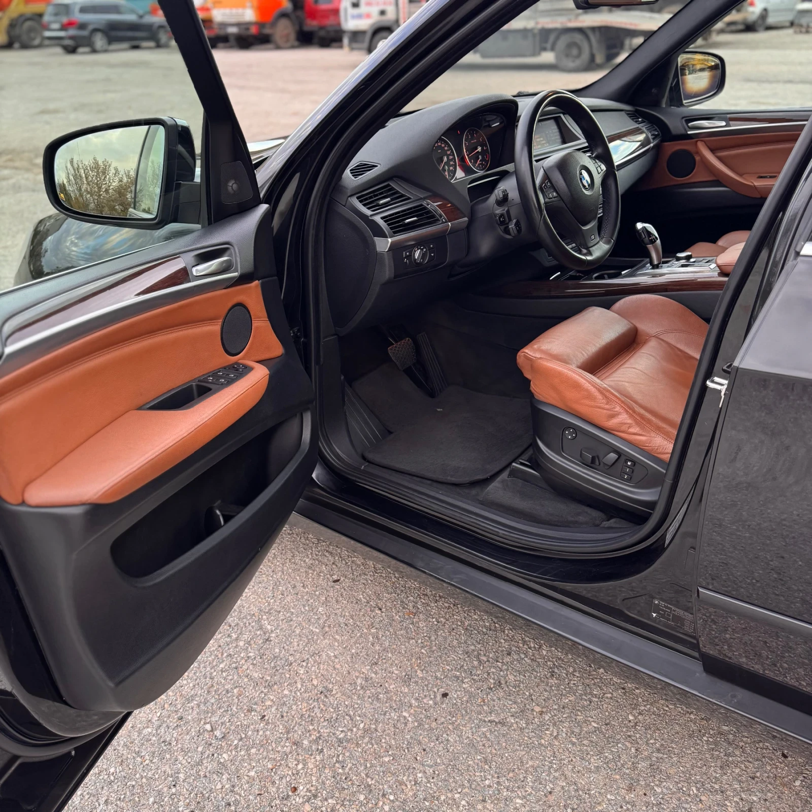 BMW X5 4, 8 M-пакет, LPG, Soft Close  - изображение 8