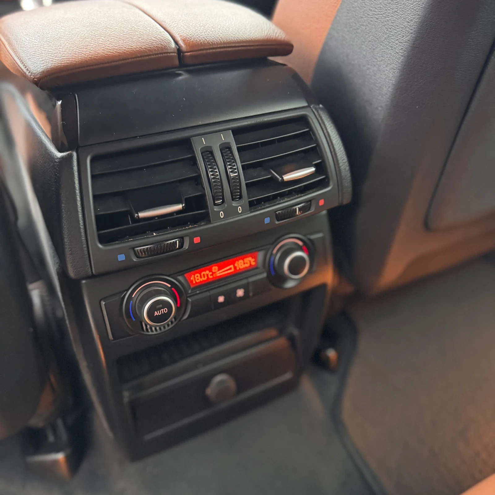 BMW X5 4, 8 M-, LPG, Soft Close  | Mobile.bg   12