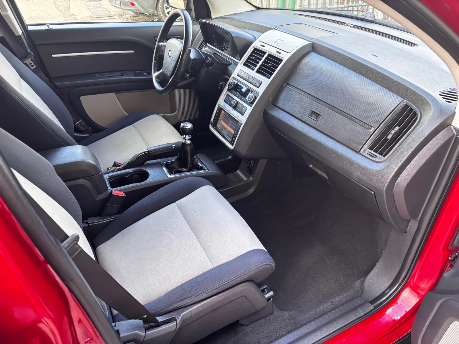 Dodge Journey 2.0TDI 7 ������ ������ | Mobile.bg � ����������� 13