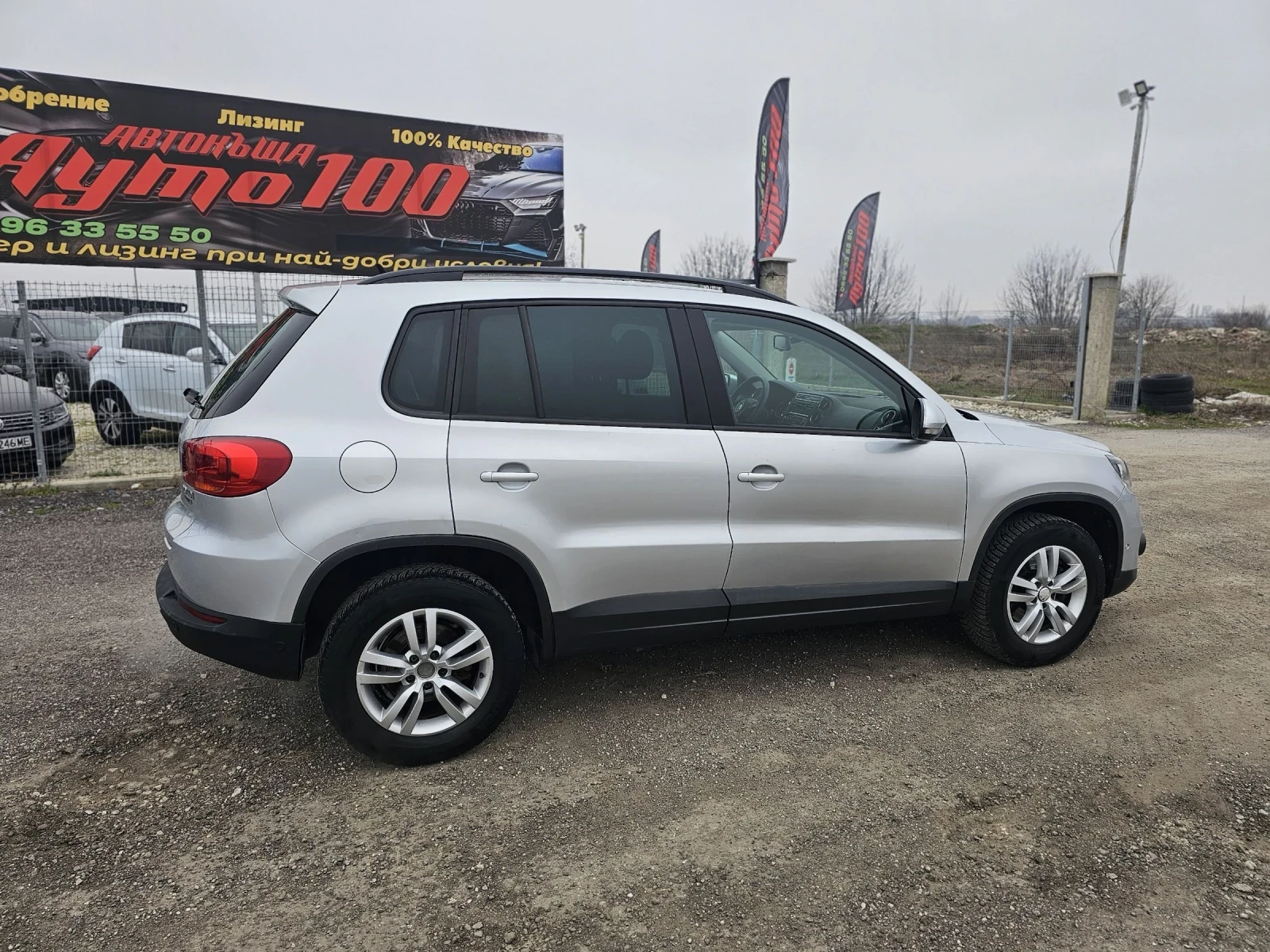 VW Tiguan 2.0 TDI  Facelift TOP, снимка 4 - Автомобили и джипове - 53926356