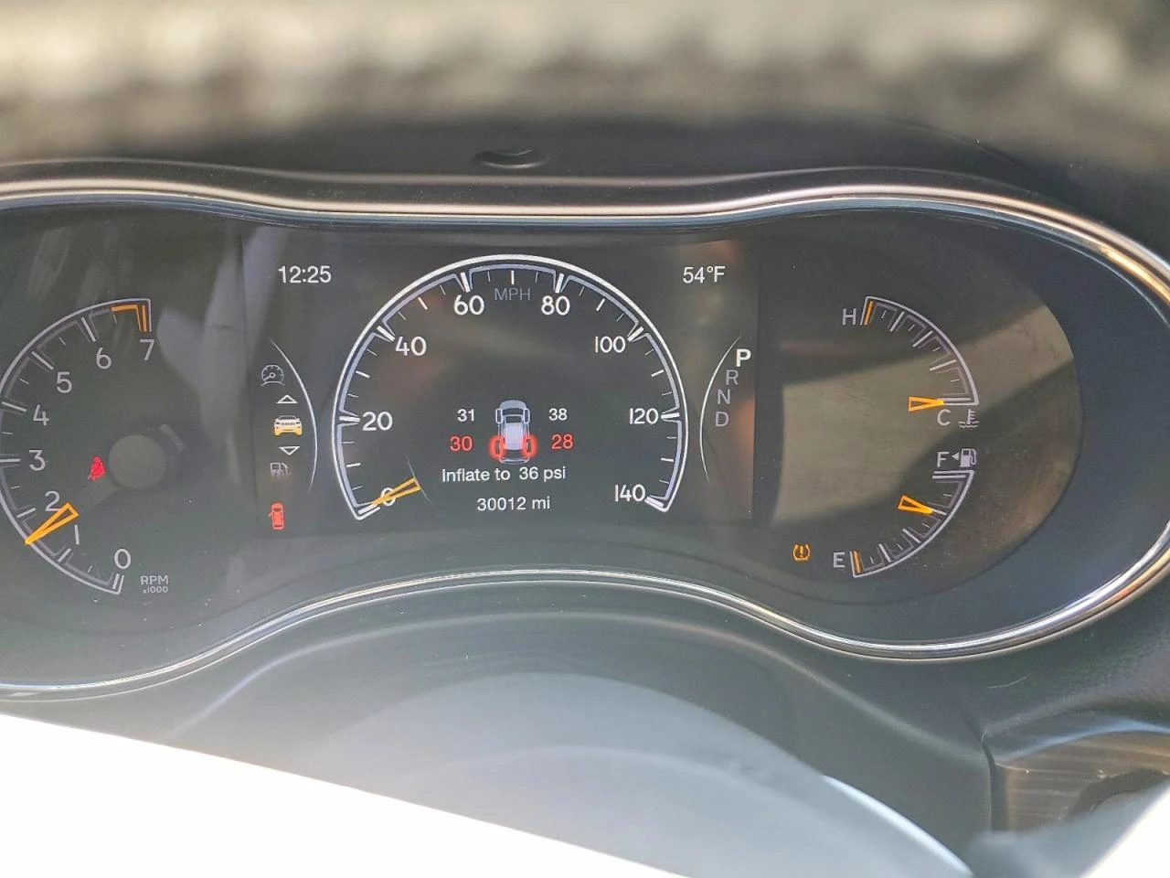 Jeep Grand cherokee 3.6l Laredo E, снимка 9 - Автомобили и джипове - 53938514