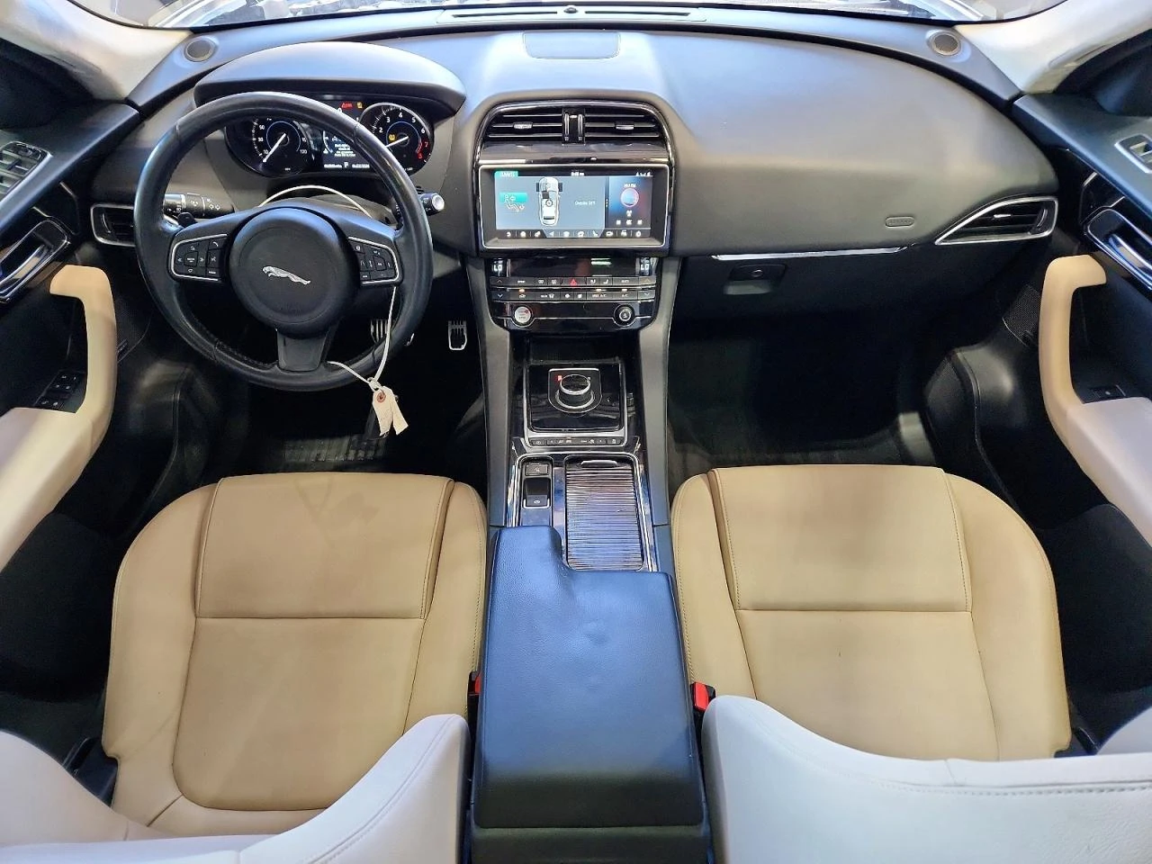 Jaguar F-PACE PREMIUM| AWD| START/STOP| КАМЕРА| ПАНО, снимка 8 - Автомобили и джипове - 54761521