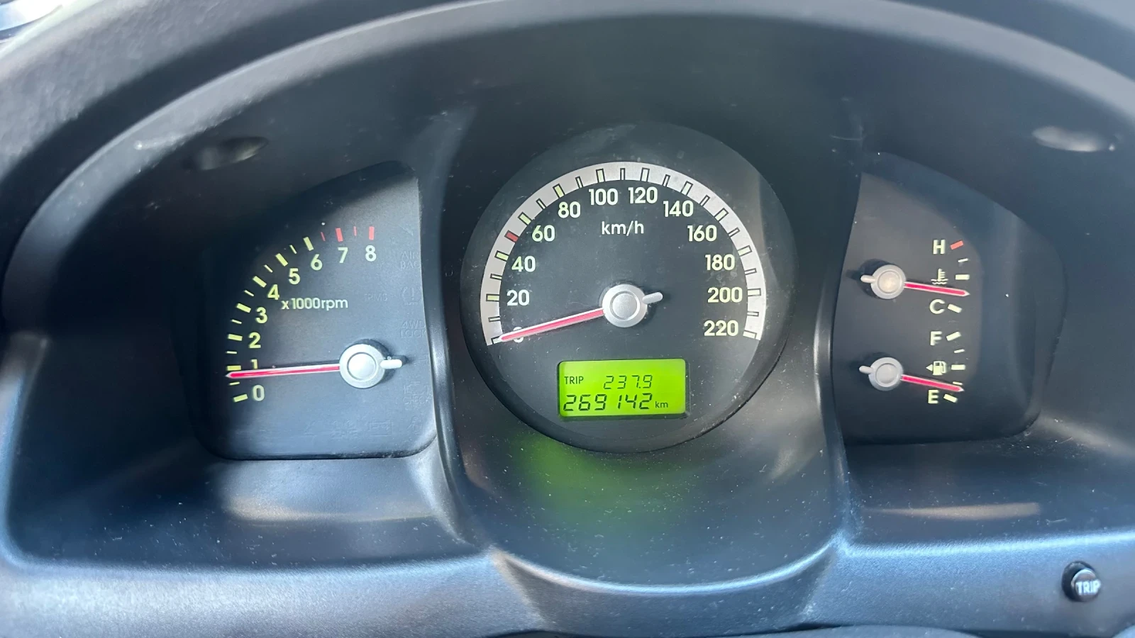 Kia Sportage 2, снимка 12 - Автомобили и джипове - 55166108