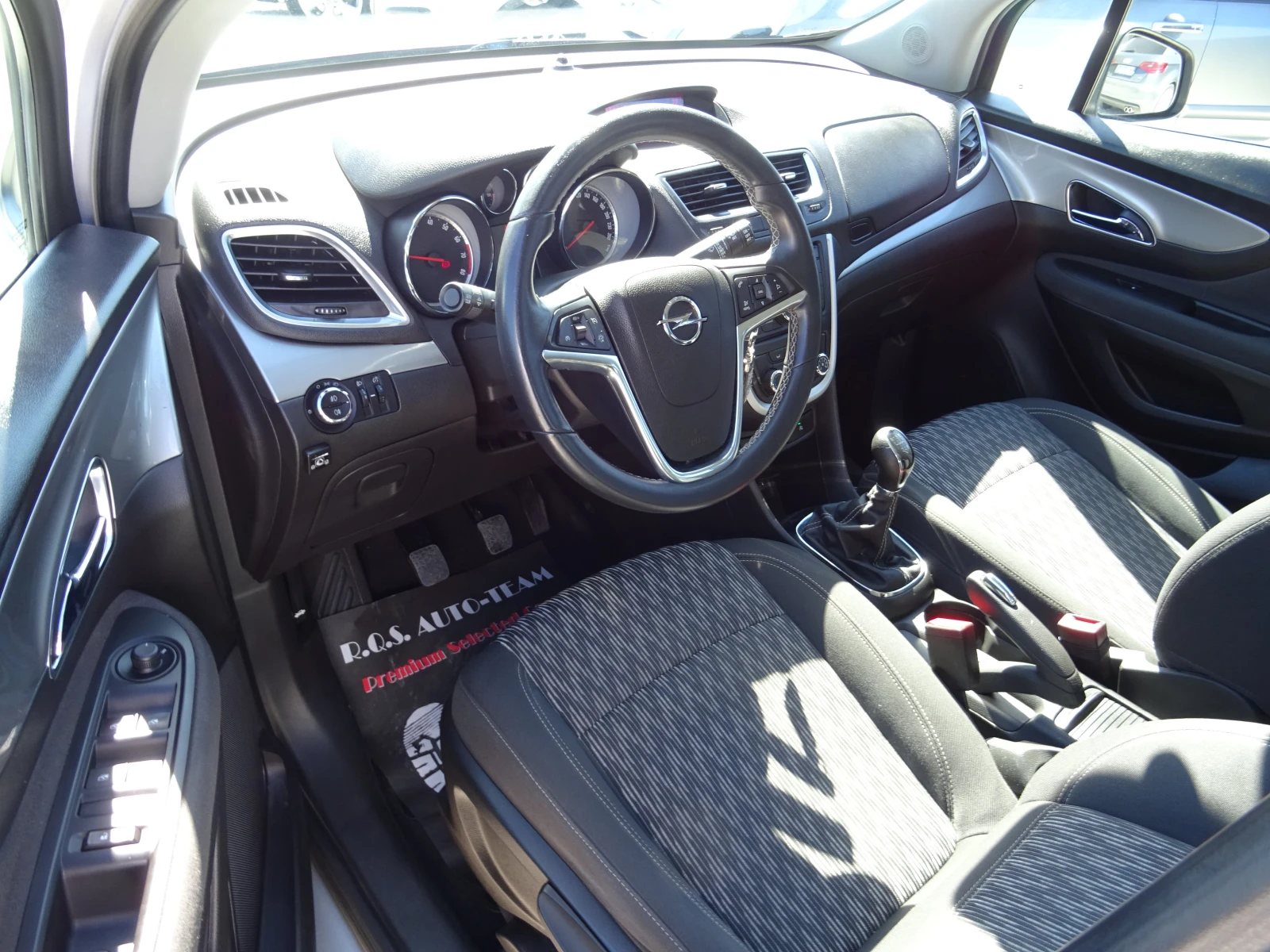 Opel Mokka 1.4t / GPL Cosmo 4x2 , снимка 9 - Автомобили и джипове - 56020581