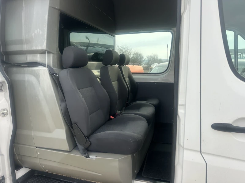 VW Crafter, снимка 10 - Бусове и автобуси - 48596630