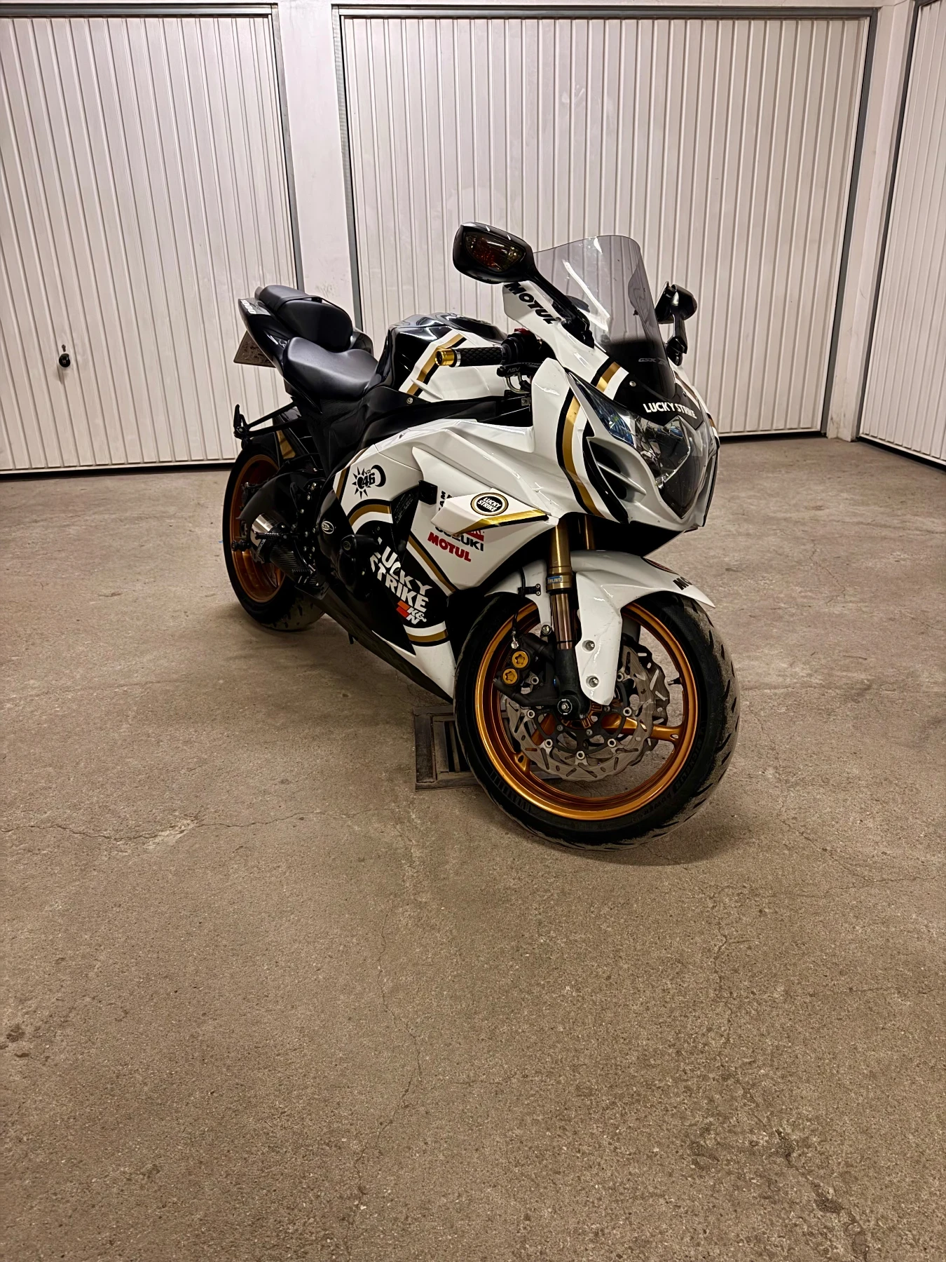 Suzuki Gsxr GSX-R 1000
