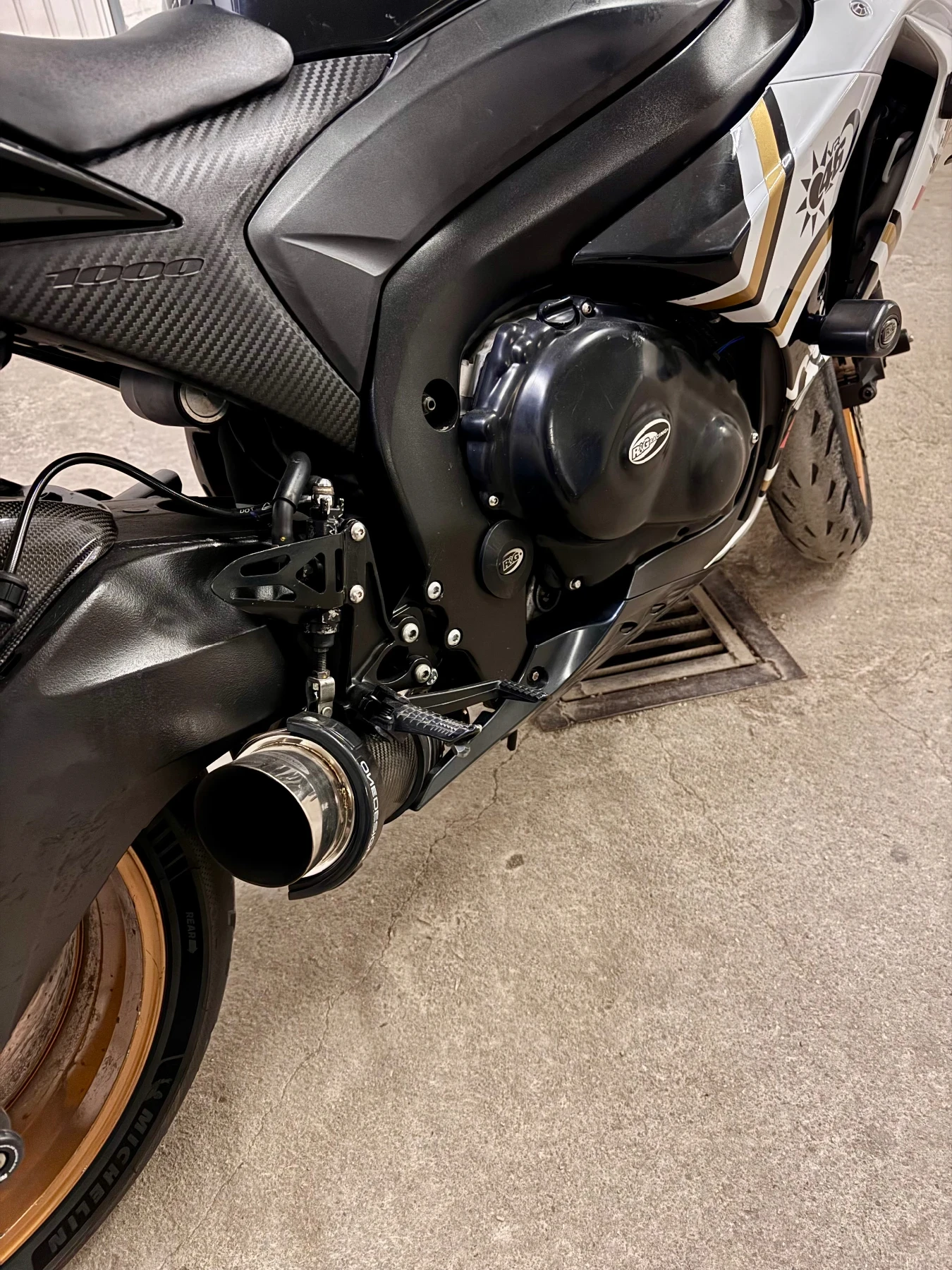 Suzuki Gsxr GSX-R 1000 - изображение 7