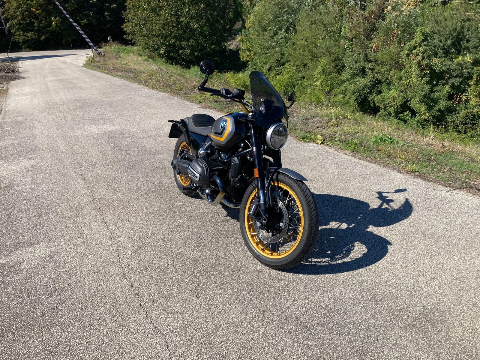 BMW R 12, снимка 2 - Мотоциклети и мототехника - 56293125
