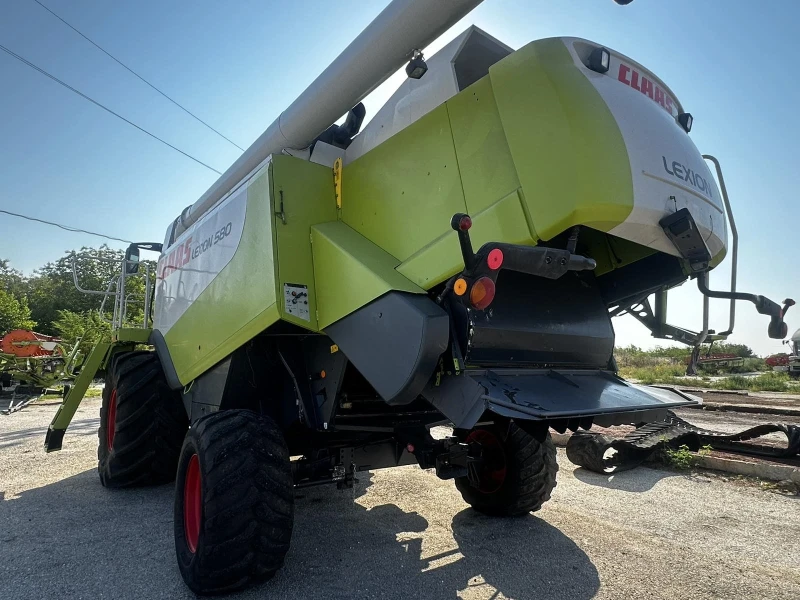 Комбайн Claas Lexion 580 Hybrid, снимка 6 - Селскостопанска техника - 47436410