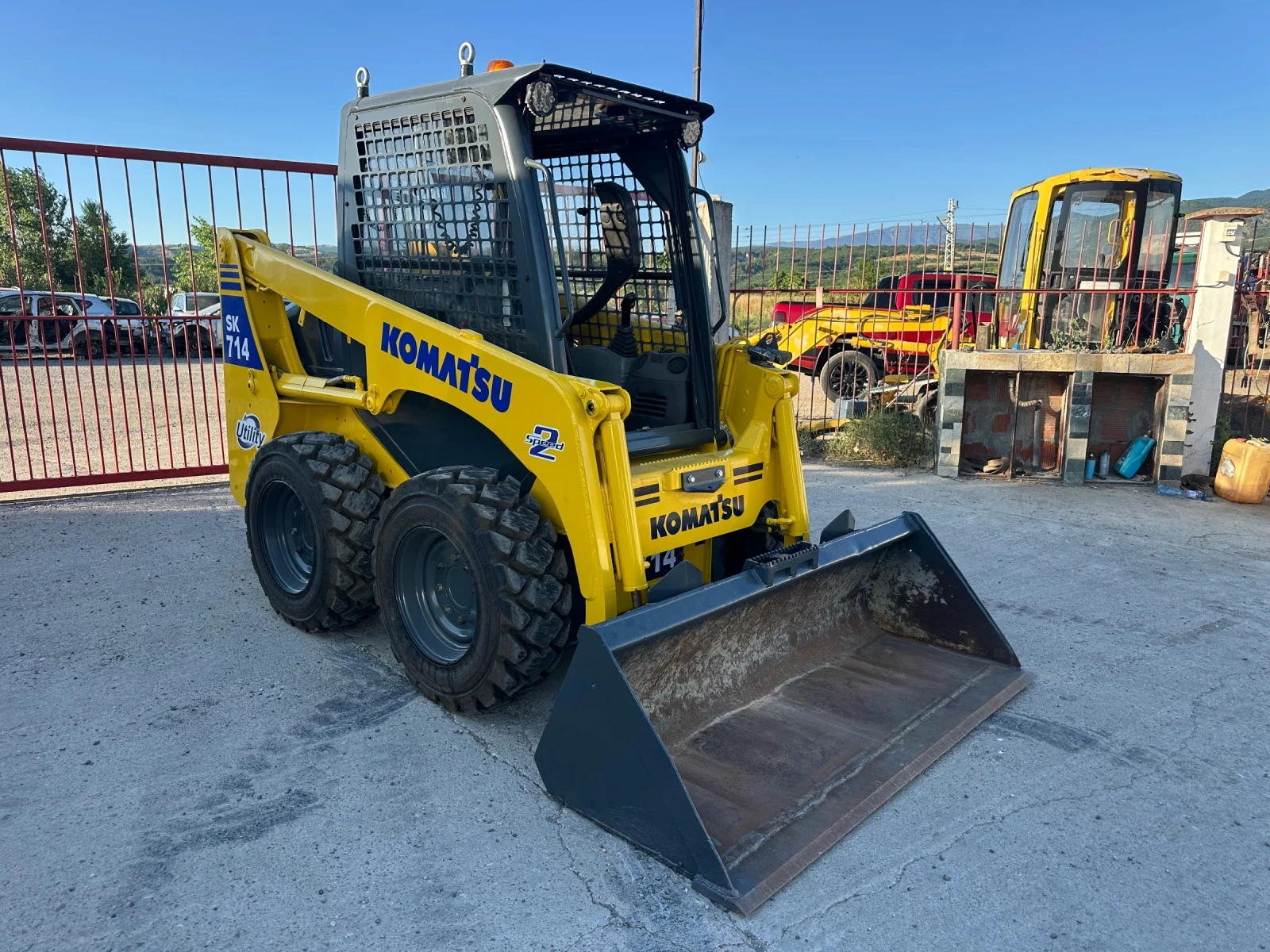 Мини челни товарачи Komatsu SK 714-2, снимка 8 - Индустриална техника - 56132981