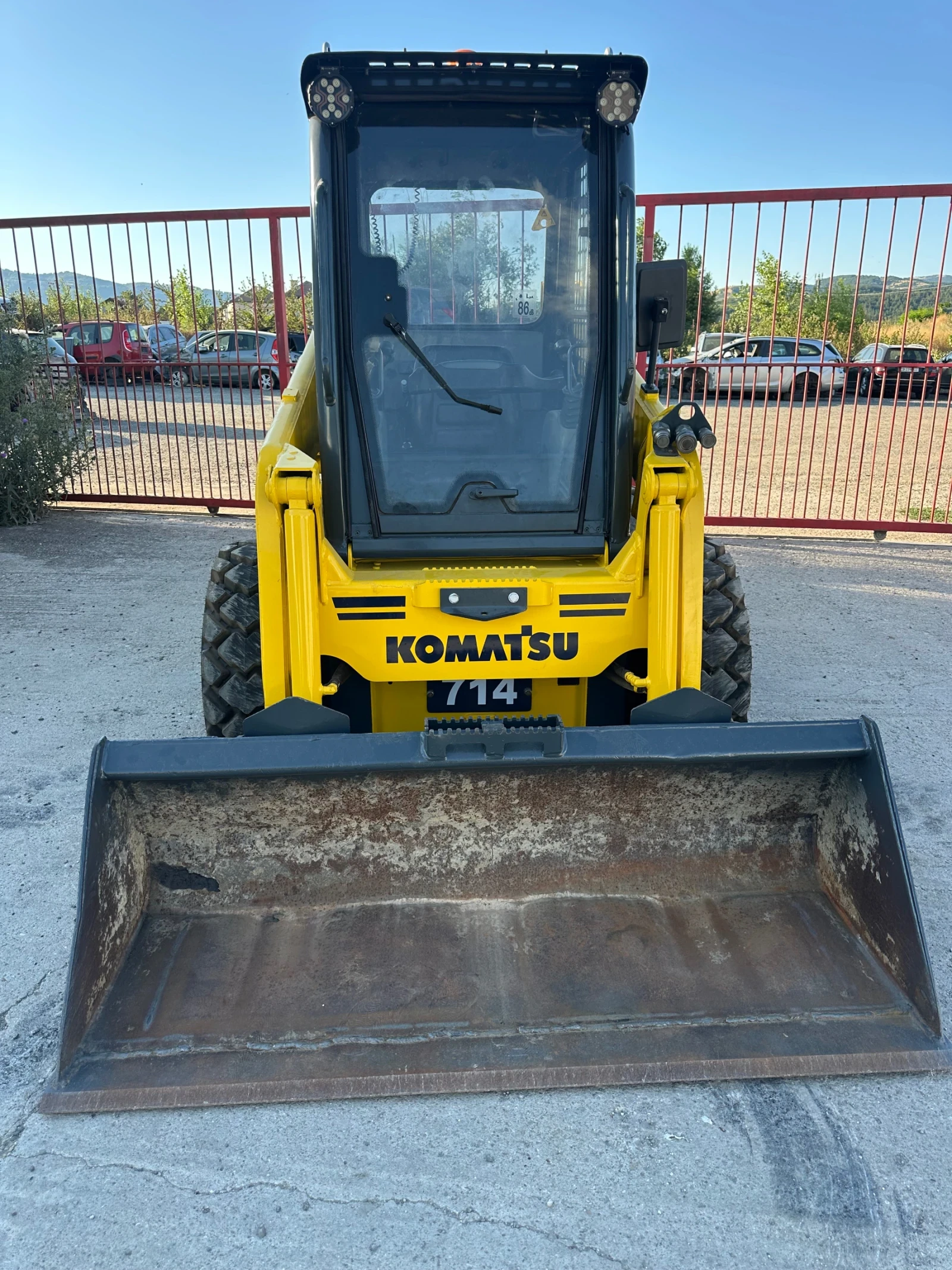 Мини челни товарачи Komatsu SK 714-2, снимка 6 - Индустриална техника - 56132981