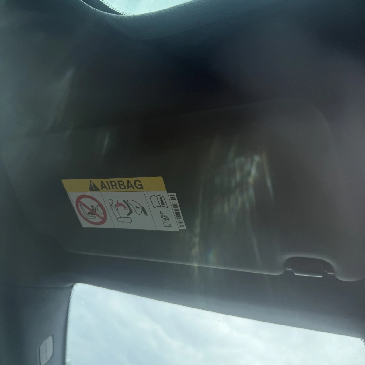 Слънцезащитна козирка лява Infiniti Q30 2016 96401-5DA0A