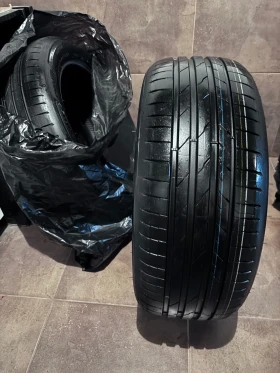 Гуми Летни 235/50R19, снимка 4