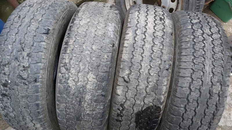 Гуми Летни 245/70R16, снимка 1 - Гуми и джанти - 28165833