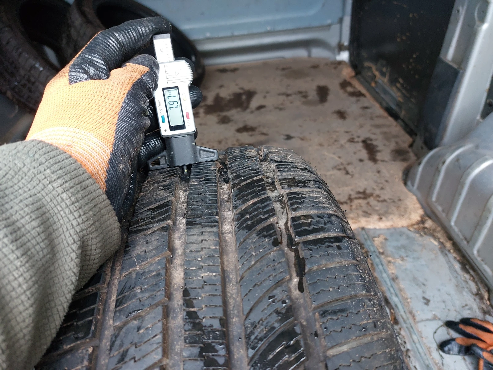 ���� 215/45R17 | Mobile.bg � ����������� 3