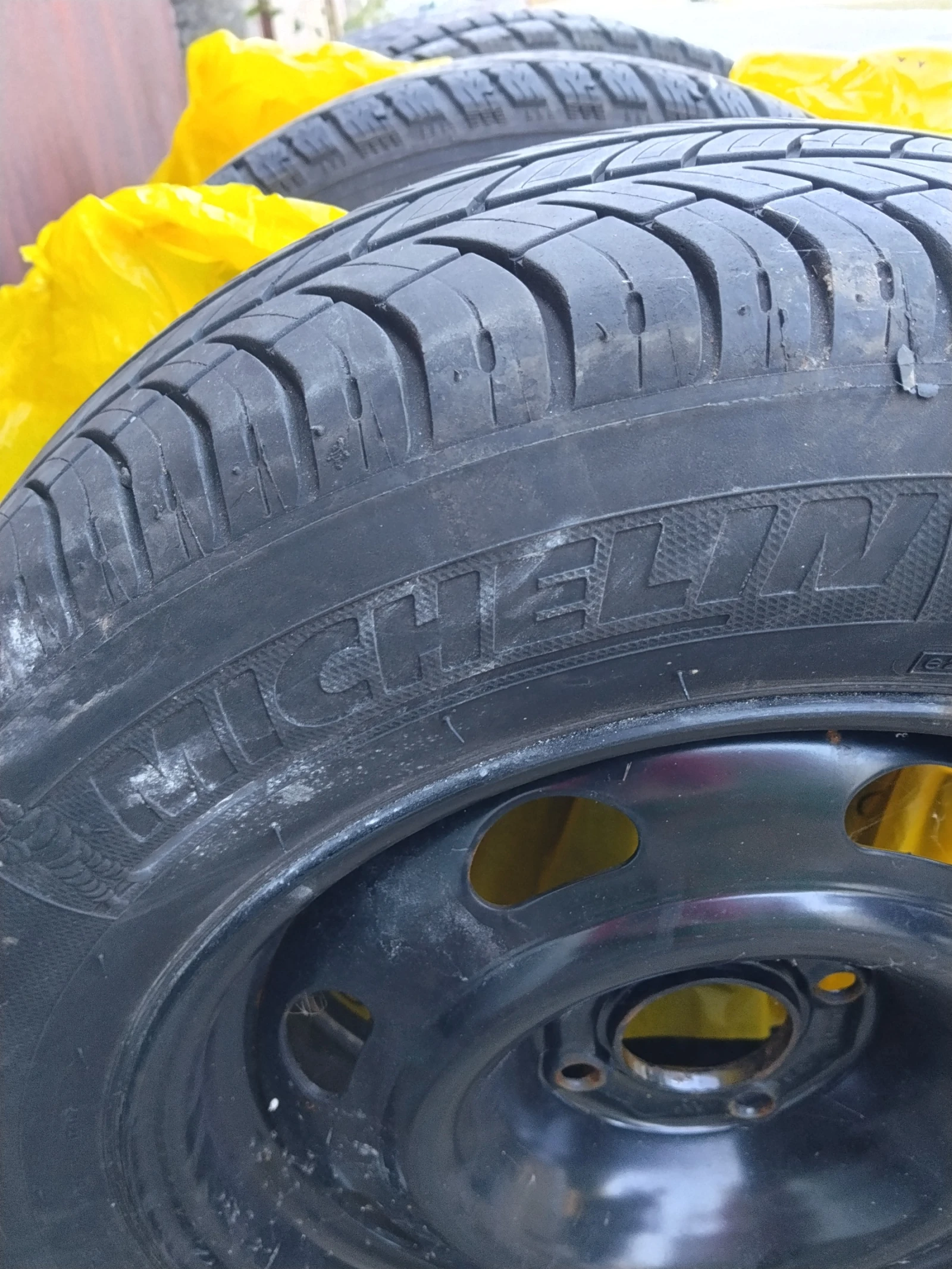 Гуми с джанти Kormoran 195/65R15, снимка 5 - Гуми и джанти - 55947917