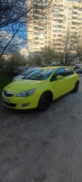 Opel Astra 1.4 АГУ, снимка 2