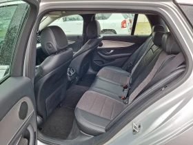 Mercedes-Benz E 220 4-MATIC, снимка 11