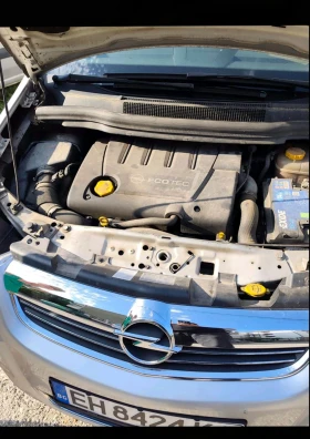 Opel Zafira, снимка 2