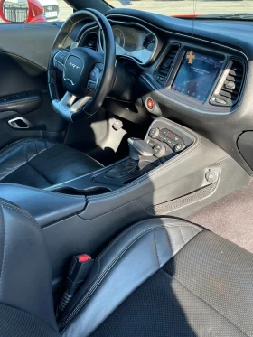Dodge Challenger SRT 392 6.4Hemi/83000km - 76999 лв. - 62813365 16