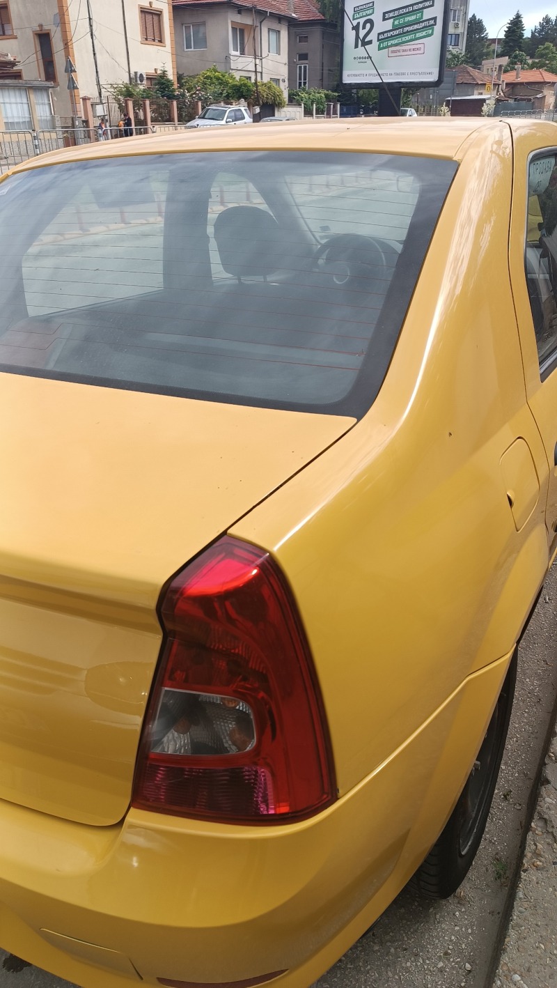 Dacia Logan, снимка 2 - Автомобили и джипове - 45956301