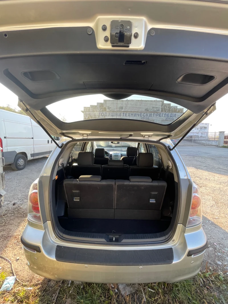 Toyota Verso, снимка 5 - Автомобили и джипове - 52530469