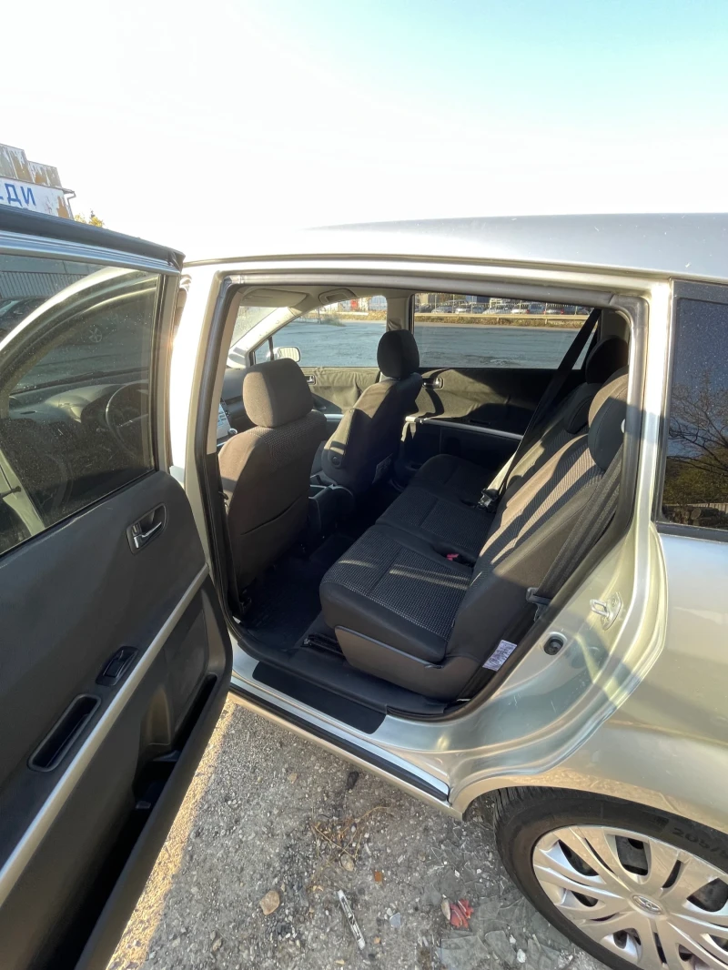 Toyota Verso, снимка 8 - Автомобили и джипове - 52530469