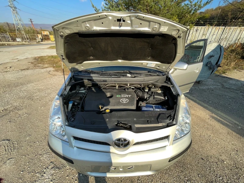 Toyota Verso, снимка 6 - Автомобили и джипове - 52530469