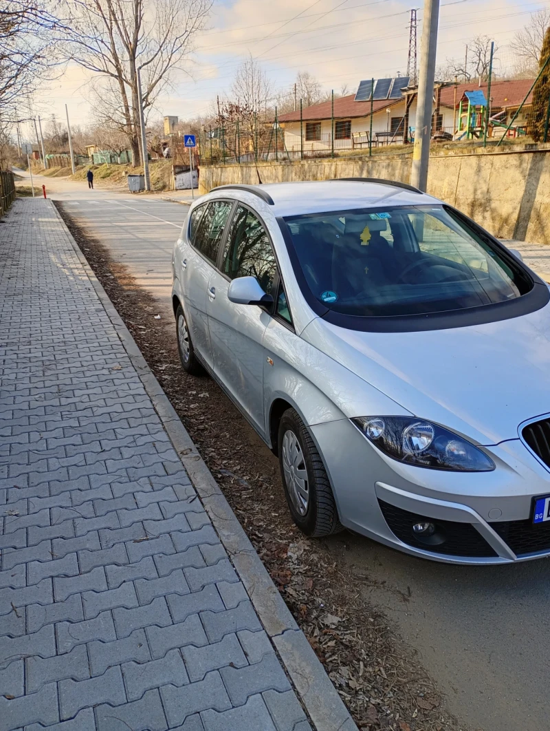Seat Altea XL 1;6 105кс, снимка 3 - Автомобили и джипове - 52694451