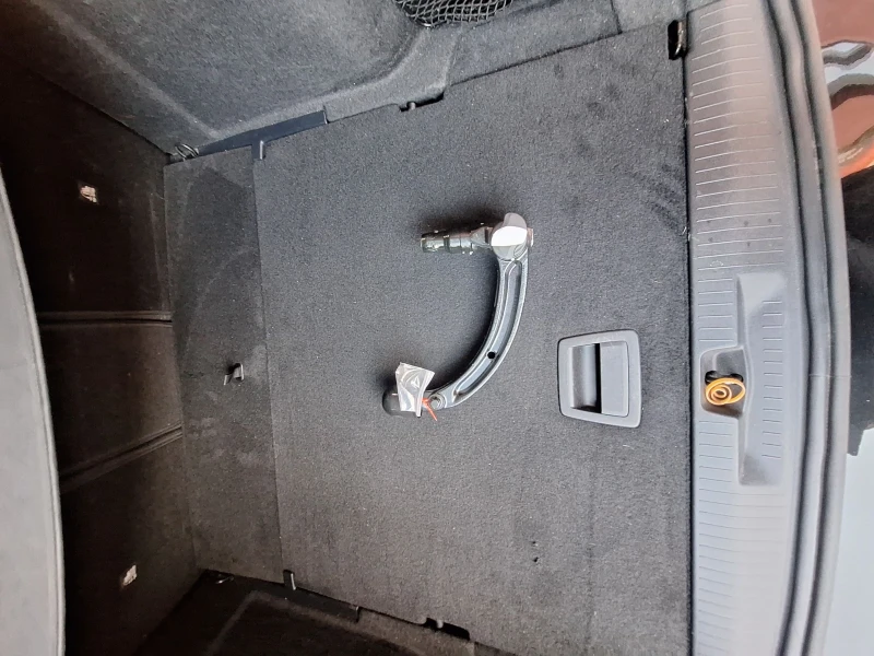 Opel Astra FULL!!!, снимка 9 - Автомобили и джипове - 52528467