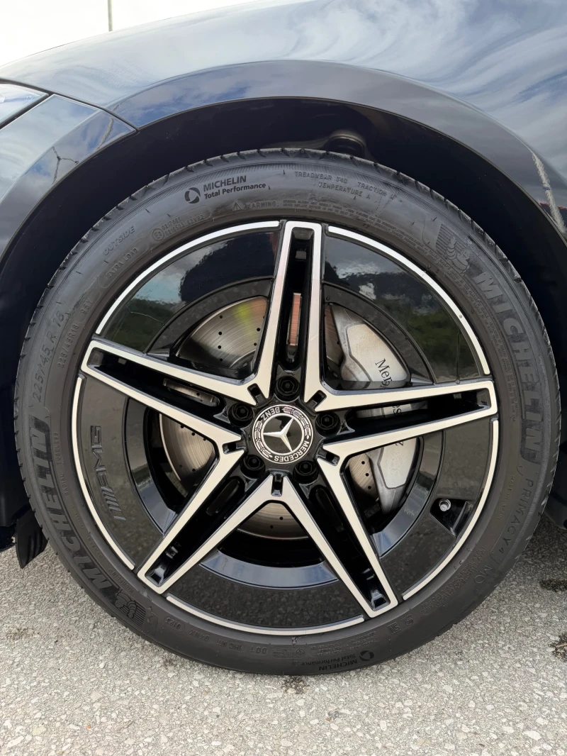 Mercedes-Benz C 300 4 MATIC, снимка 4 - Автомобили и джипове - 52554417
