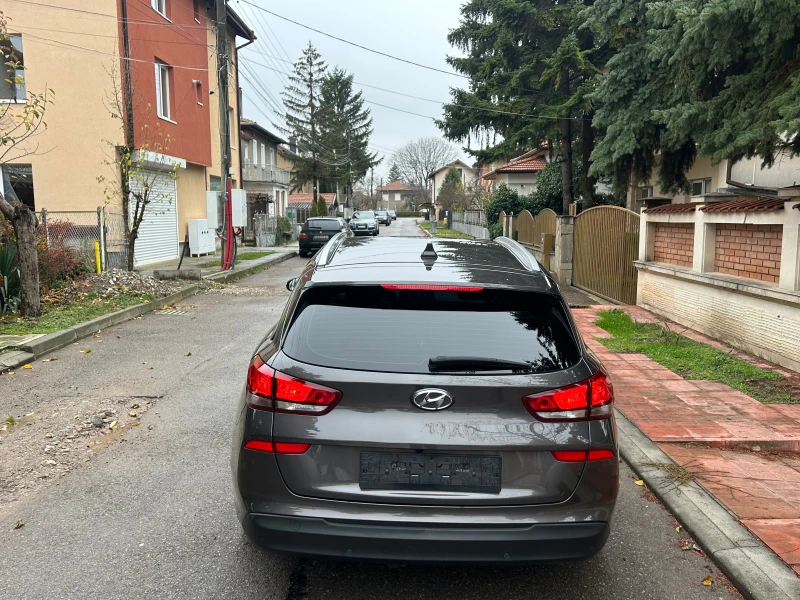 Hyundai I30 1, 6CRDI 136К, снимка 5 - Автомобили и джипове - 52575210