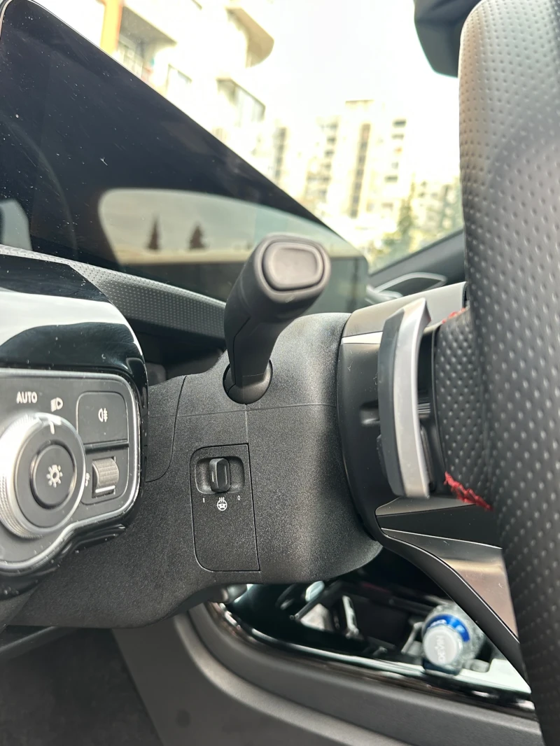 Mercedes-Benz CLA 200 Mercedes-Benz CLA 200 AMG+ MBUX ГАРАНЦИЯ до 2027, снимка 14 - Автомобили и джипове - 52979843