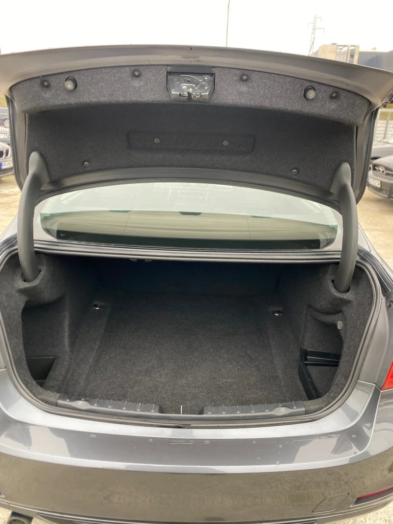 BMW 318 2.0D SPORT, снимка 13 - Автомобили и джипове - 52849815