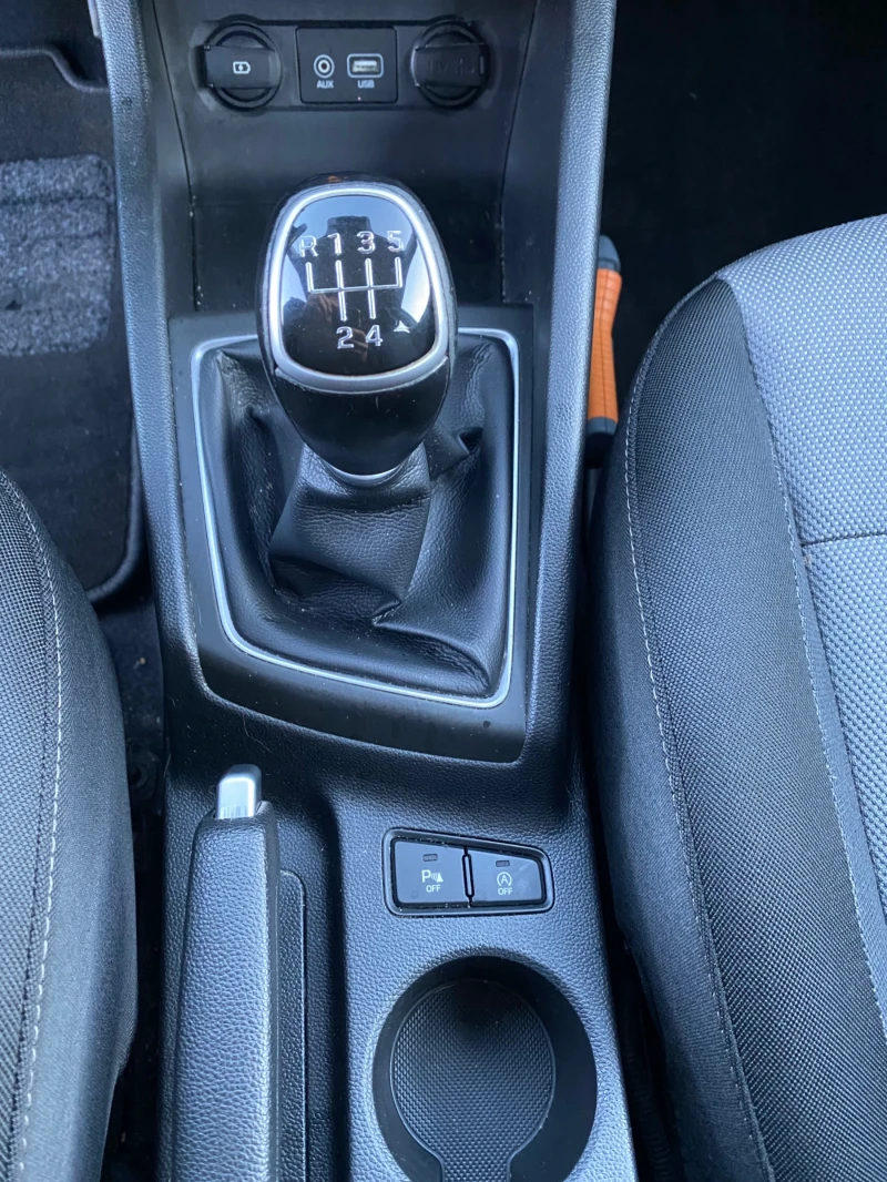 Hyundai I20 Navi, CarPlay, Camera, LineAsisistent, снимка 10 - Автомобили и джипове - 53206192