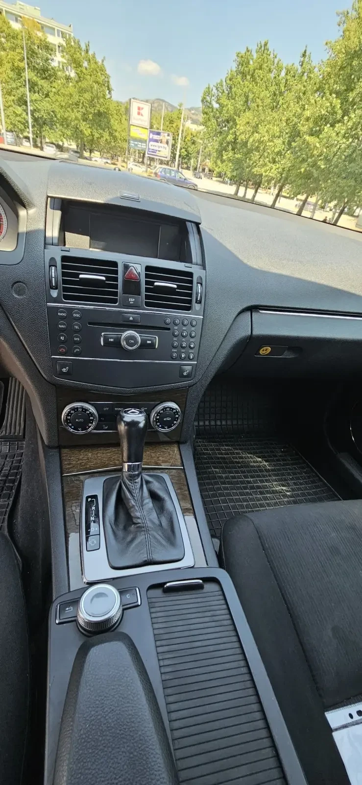 Mercedes-Benz C 220  CDI, снимка 11 - Автомобили и джипове - 46931081