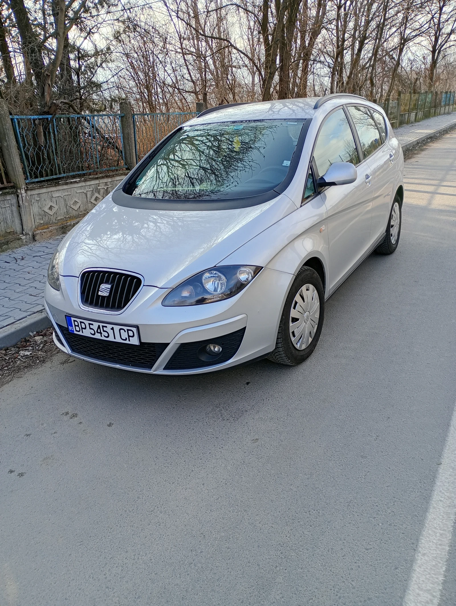 Seat Altea XL 1;6 105кс, снимка 1