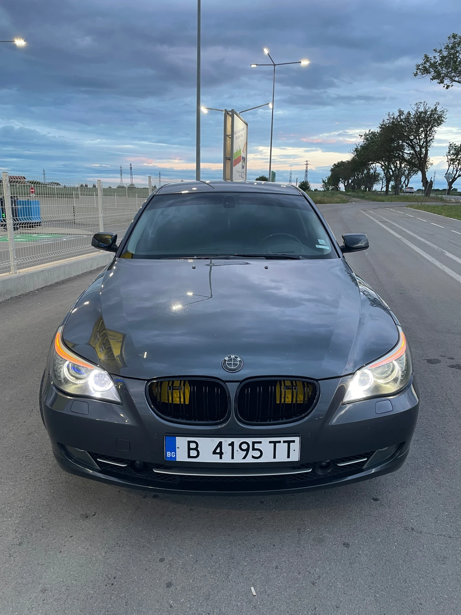 BMW 525 525d - изображение 3
