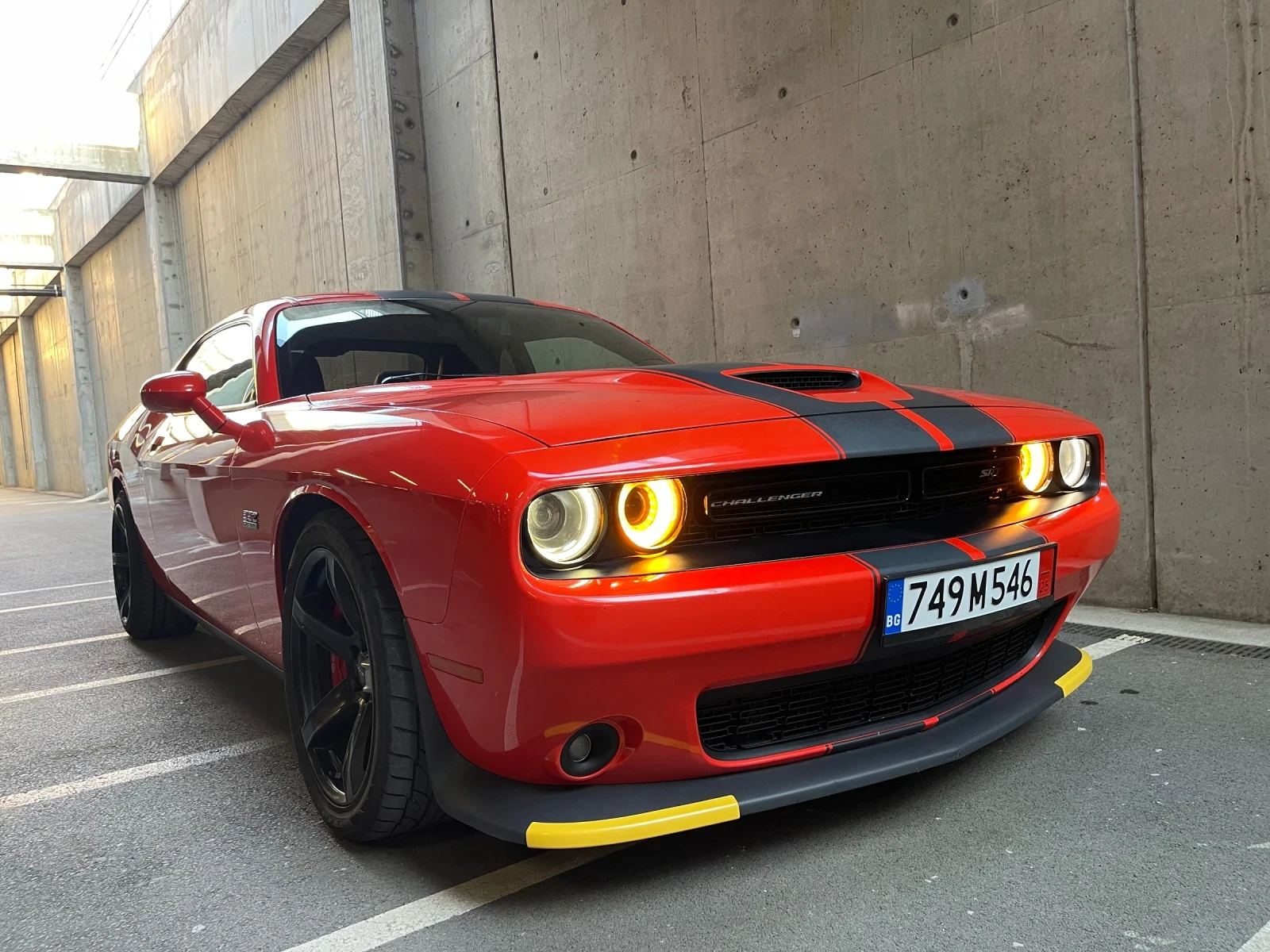Dodge Challenger SRT 392Hemi 6.4 - изображение 5