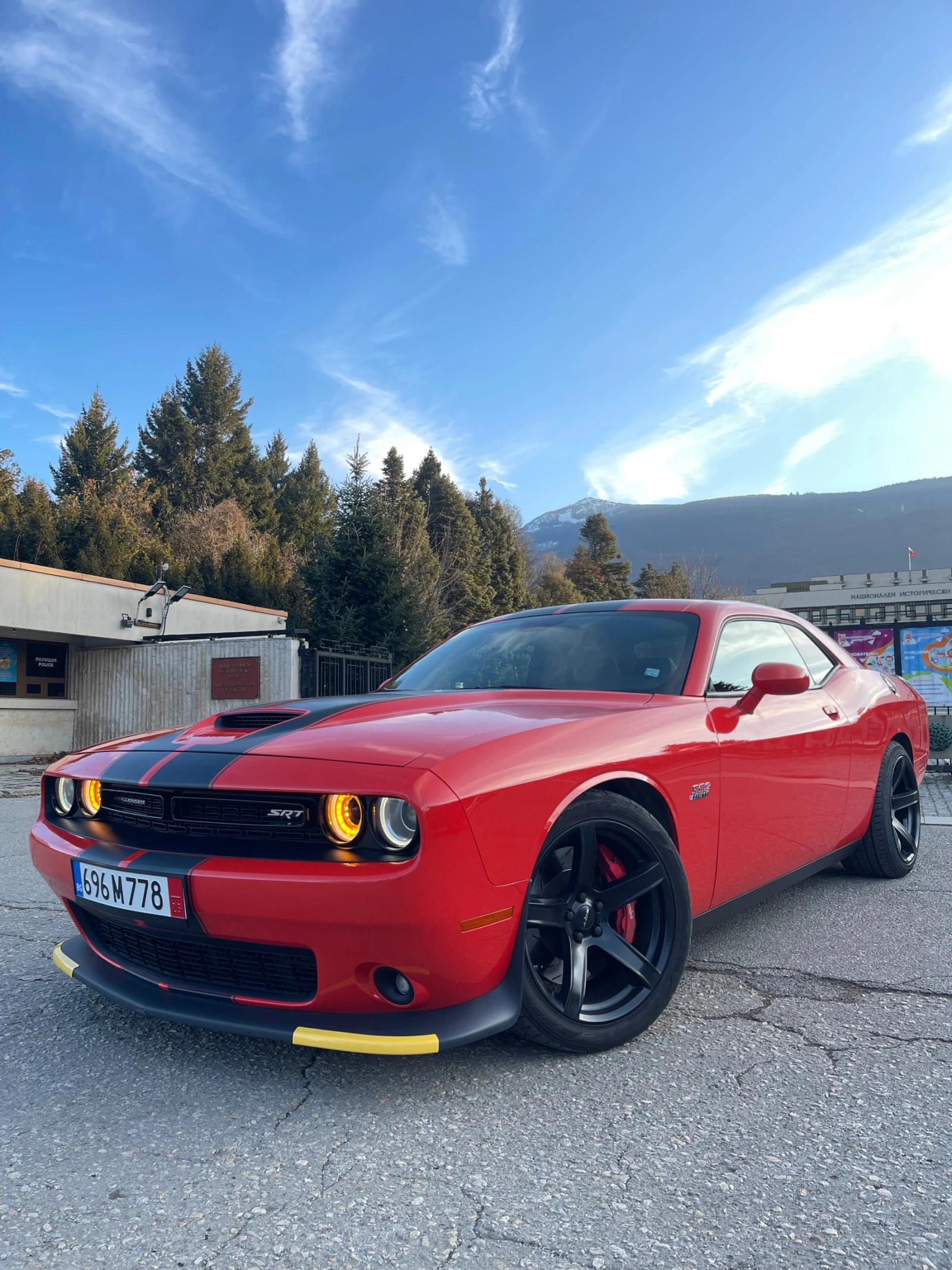 Dodge Challenger SRT 392 6.4Hemi/83000km - изображение 5