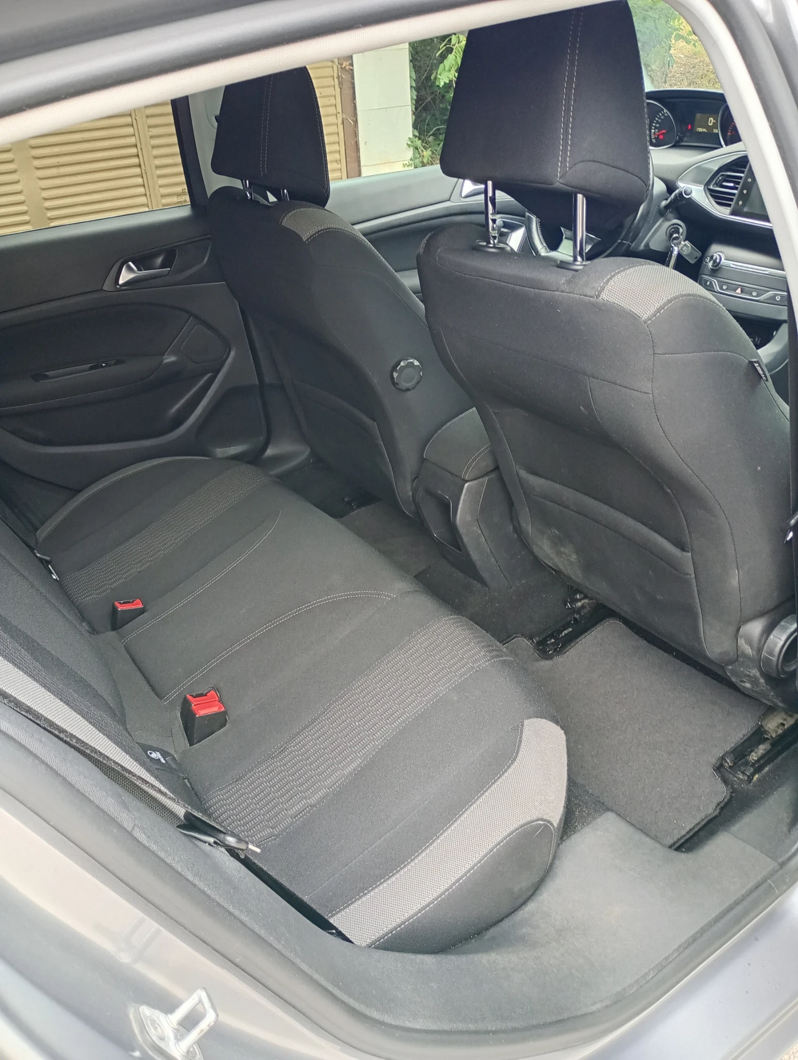 Peugeot 308 1.2 131к.с., снимка 12 - Автомобили и джипове - 54746151