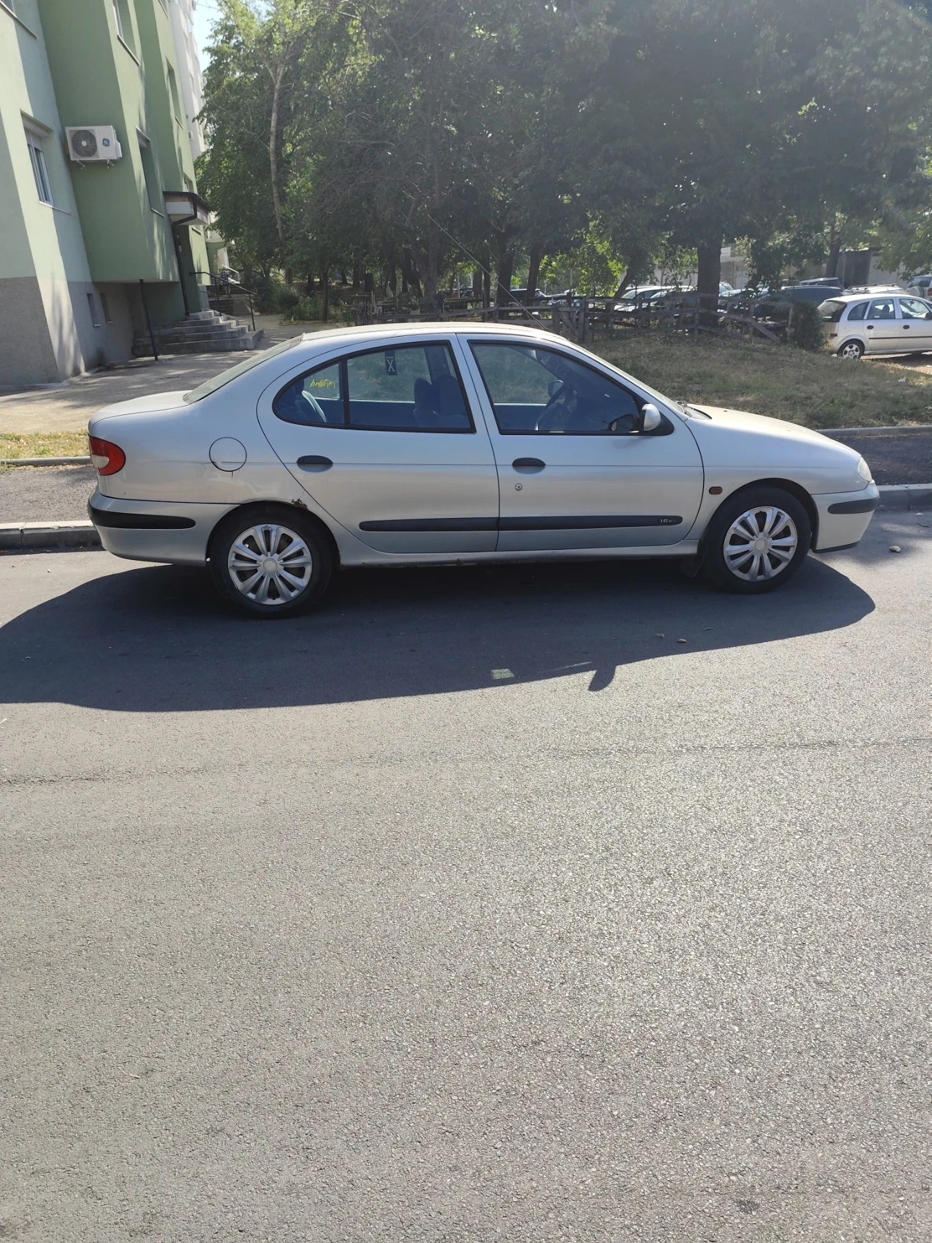 Renault Megane Класик  - изображение 2