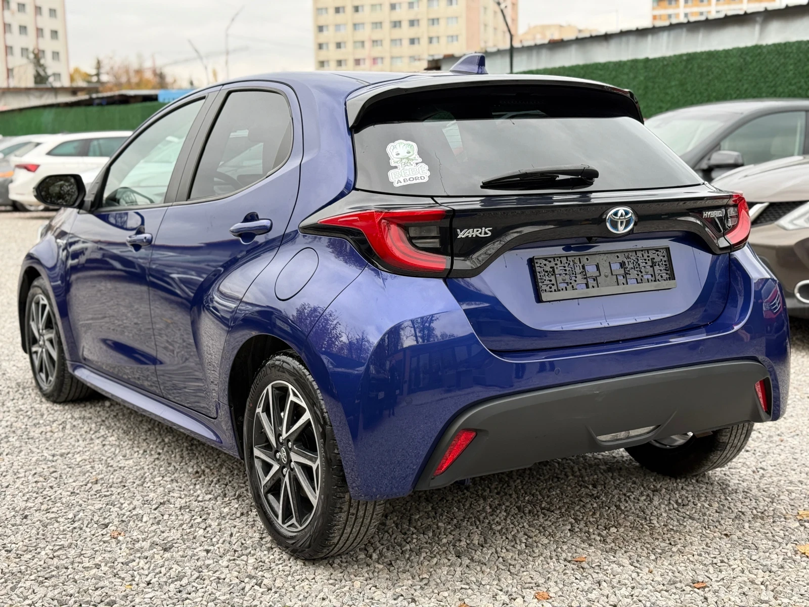 Toyota Yaris 1.5Hybrid/42 000km/92hp - изображение 5