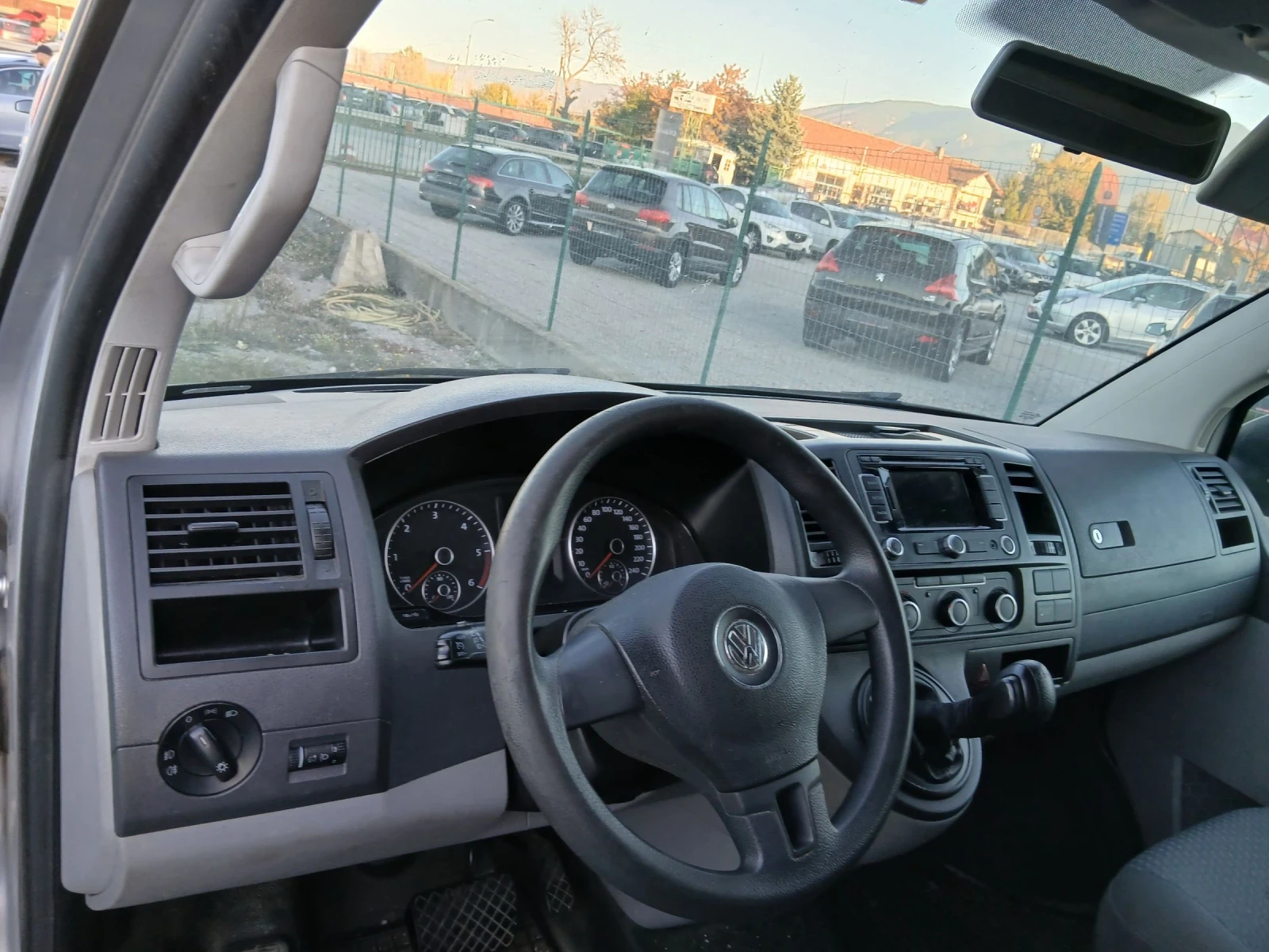 VW Sportsvan 2.0 tdi - изображение 7