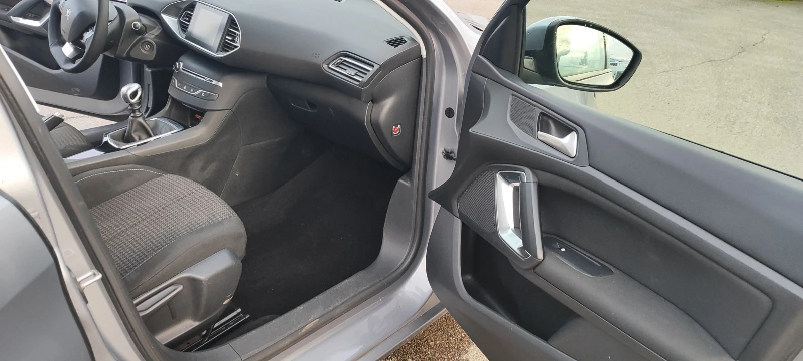 Peugeot 308 e-THP Active - изображение 8