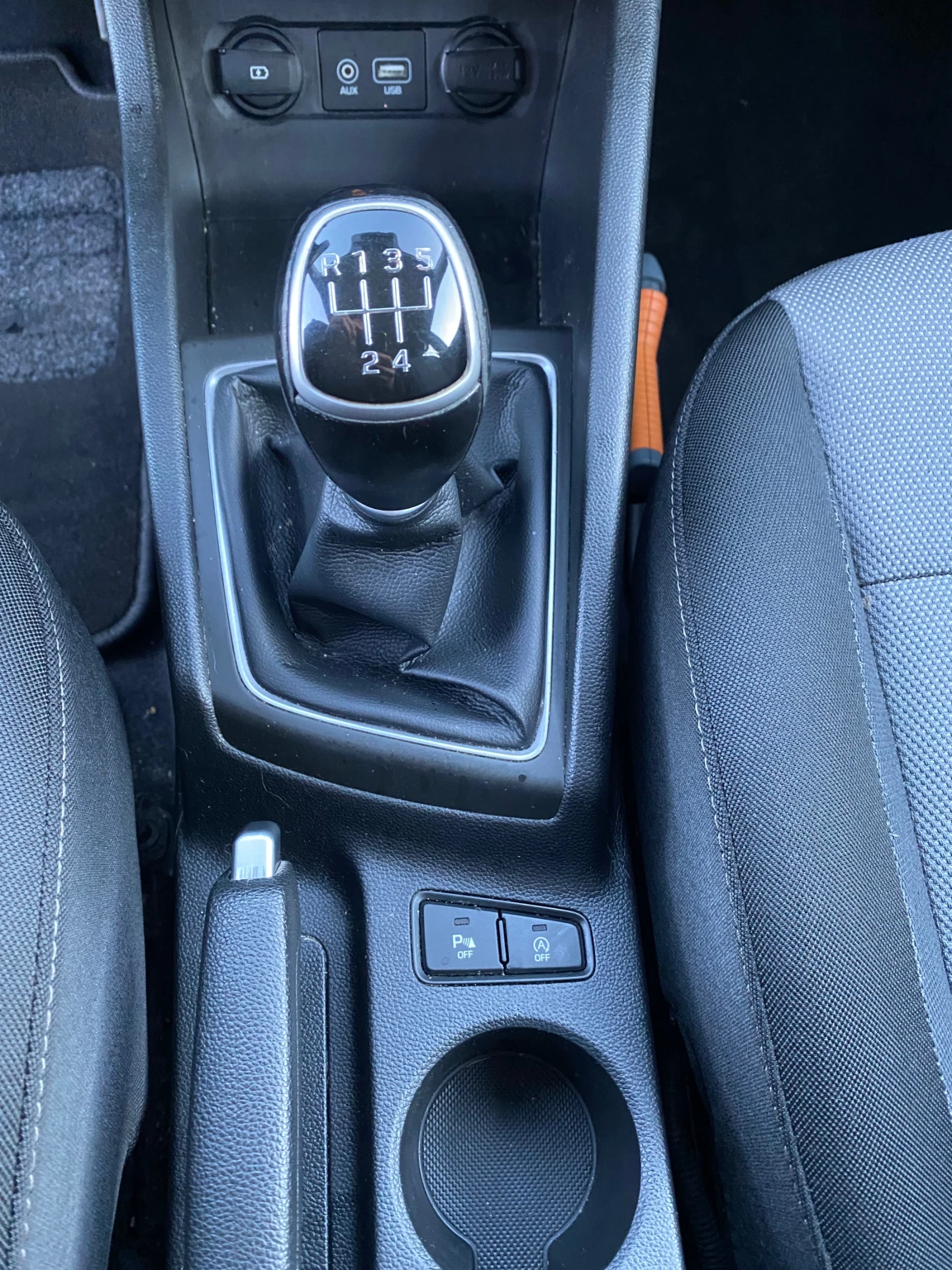 Hyundai I20 Navi, CarPlay, Camera, LineAsisistent | Mobile.bg � ����������� 10