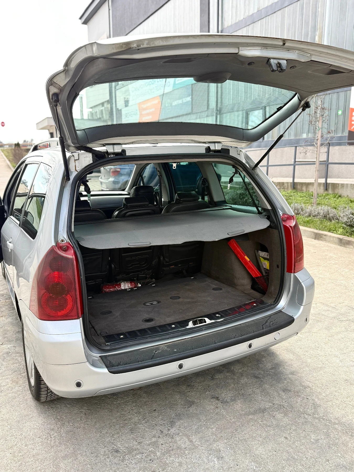 Peugeot 307, снимка 8 - Автомобили и джипове - 53809120